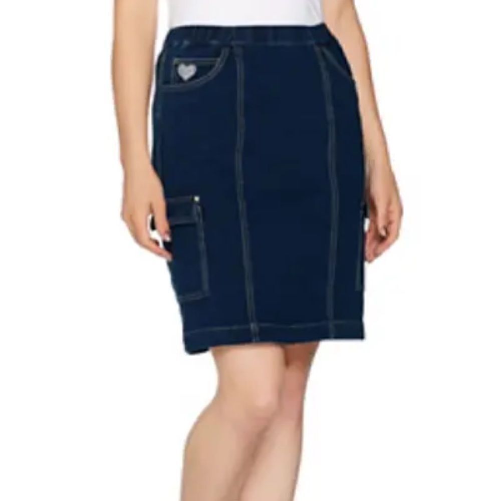 NWT Quacker Factory Black Heart Jewel Stretchy Jean Pull On Skort- Size Small